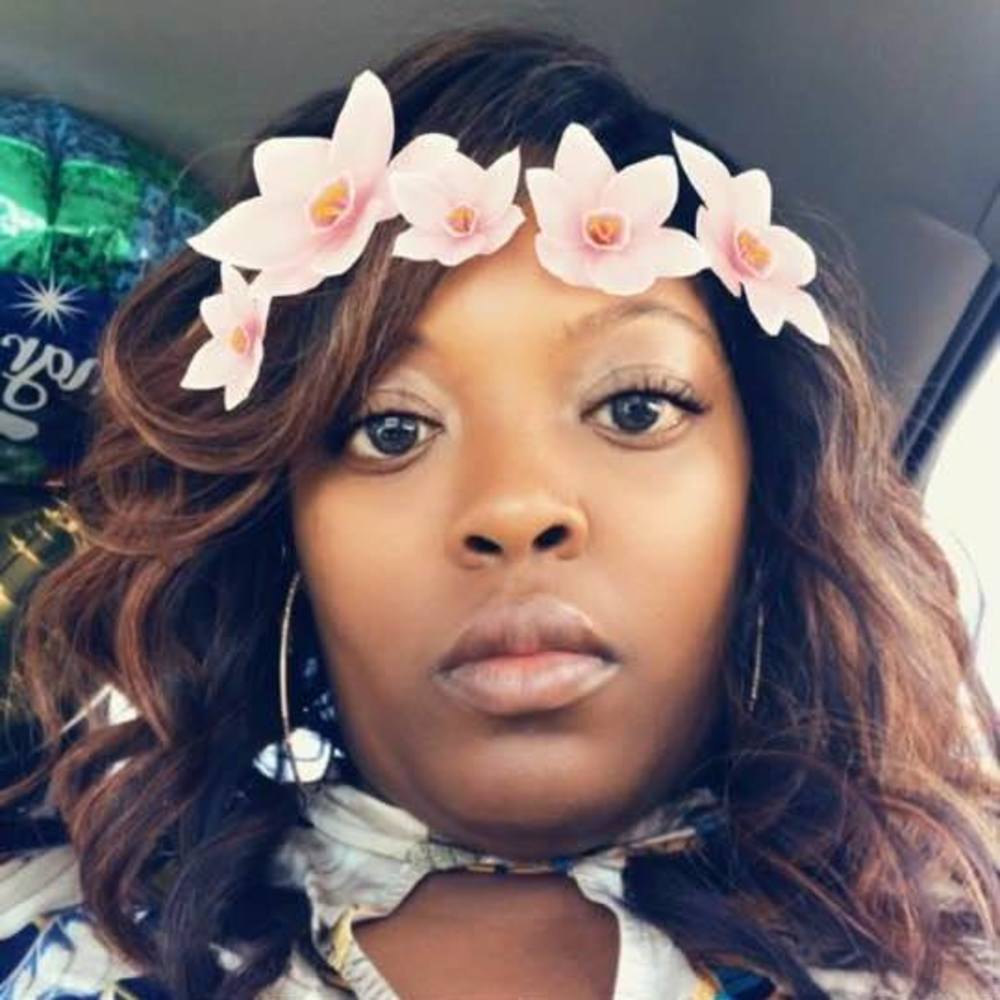 Meet your Posher, Kendra